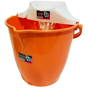Tobo de plastico la palma con exprimidor 12 UND